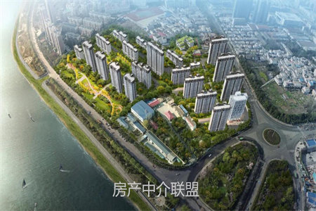观天下4室2厅2卫108万160m2出售